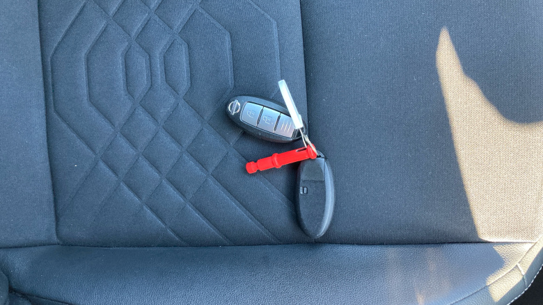 Nissan Juke 1.0 DiG-T 114 Tekna 5dr Petrol Hatchback